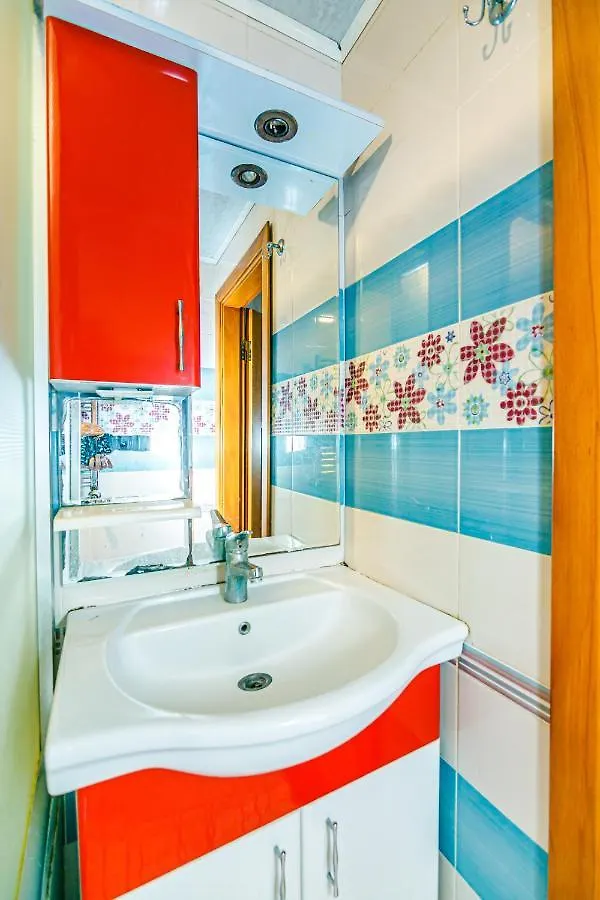 New Apartment In Baku 39 0*,